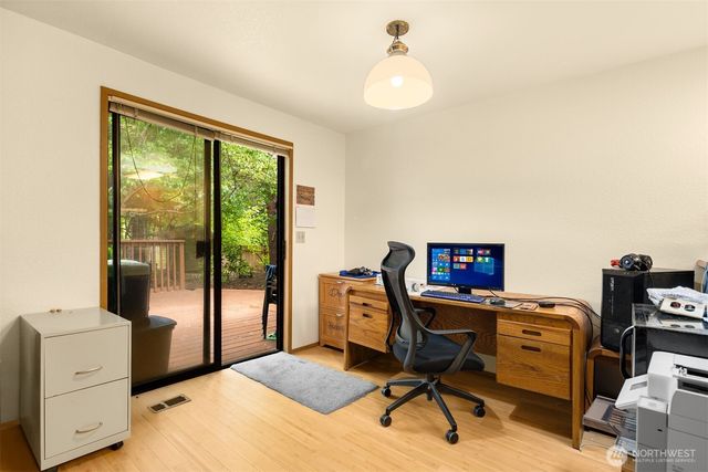 13014 SE 279th Place, Kent, WA 98030
