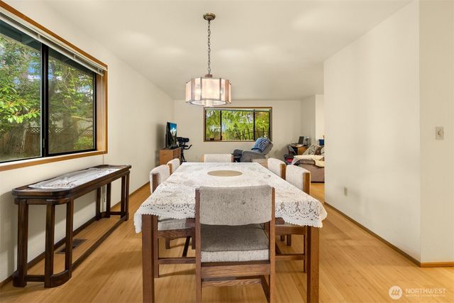 13014 SE 279th Place, Kent, WA 98030