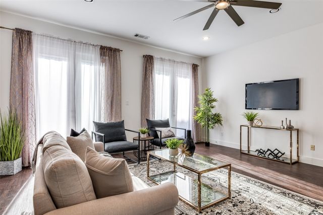 2513 El Camino Lane, Dallas, TX 75212