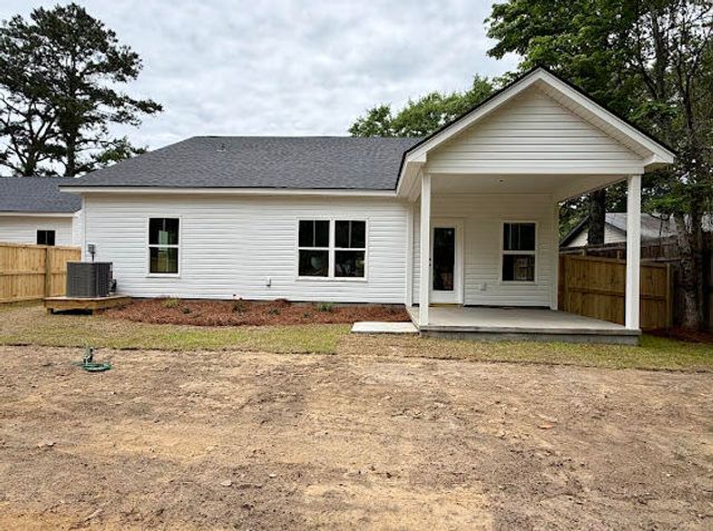 1831 Woodland Road, Charleston, SC 29414