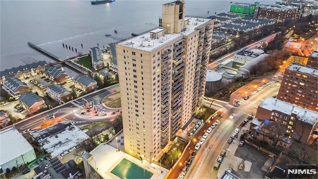 6600 Boulevard East 22J, West New York, NJ 07093