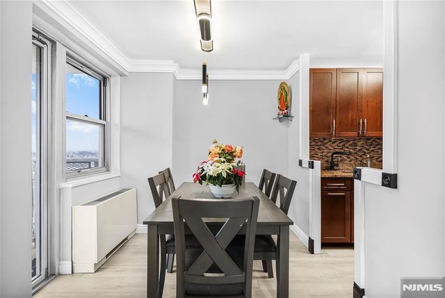 6600 Boulevard East 22J, West New York, NJ 07093