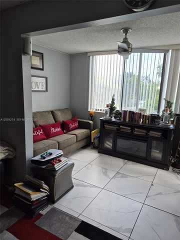 8010 Hampton Boulevard 301, North Lauderdale, FL 33068