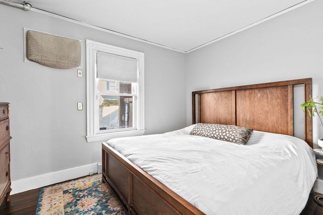 14-16 Cottage Pl 14, Newton, MA 02465