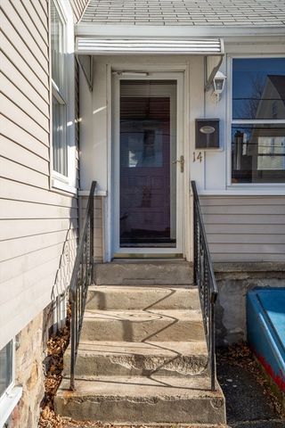 14-16 Cottage Pl 14, Newton, MA 02465