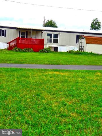 1021 ASPEN ST, Laurys Station, PA 18059