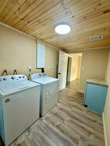 8201 120TH STREET, Seminole, FL 33772
