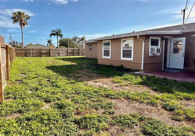 8201 120TH STREET, Seminole, FL 33772