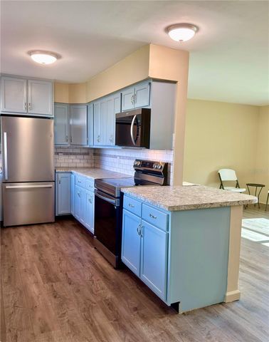8201 120TH STREET, Seminole, FL 33772