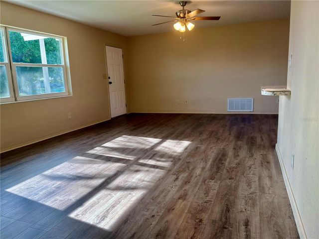8201 120TH STREET, Seminole, FL 33772