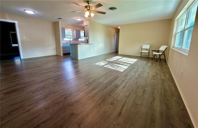 8201 120TH STREET, Seminole, FL 33772