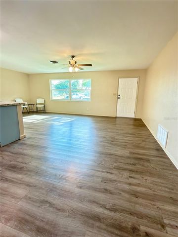 8201 120TH STREET, Seminole, FL 33772