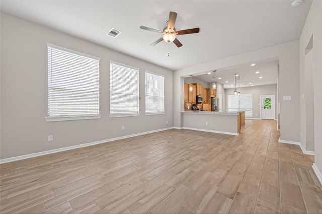 516 Shine Court, Montgomery, TX 77316