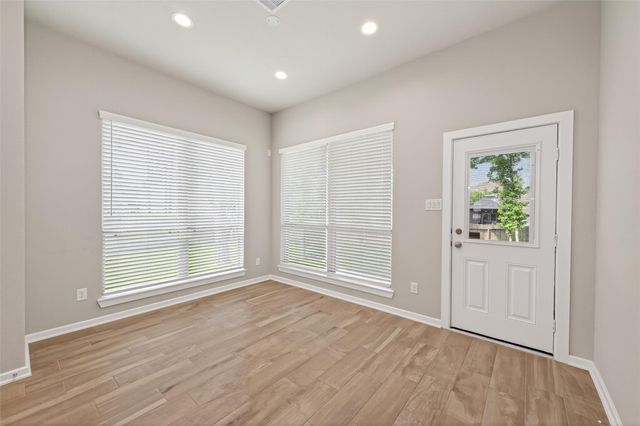 516 Shine Court, Montgomery, TX 77316