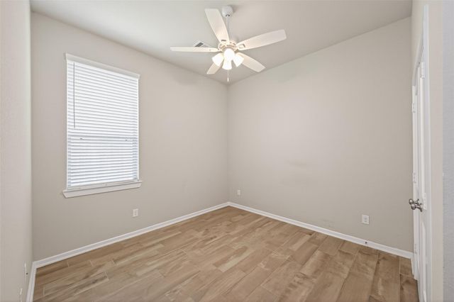 516 Shine Court, Montgomery, TX 77316