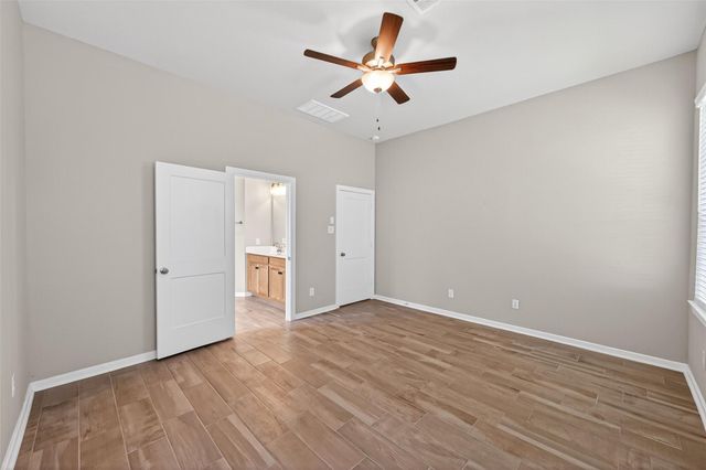 516 Shine Court, Montgomery, TX 77316