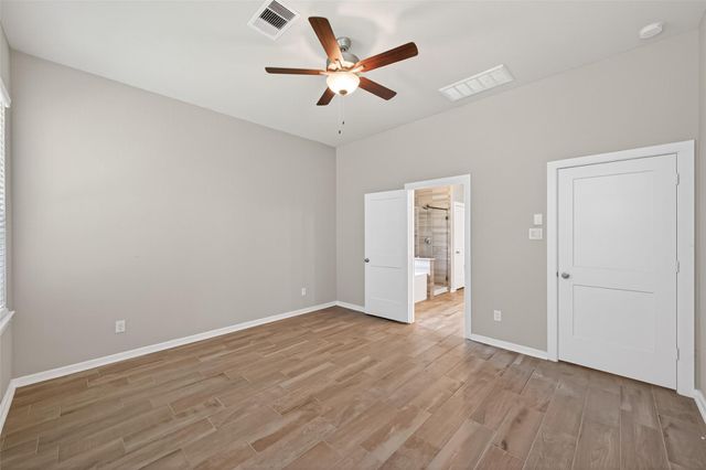 516 Shine Court, Montgomery, TX 77316