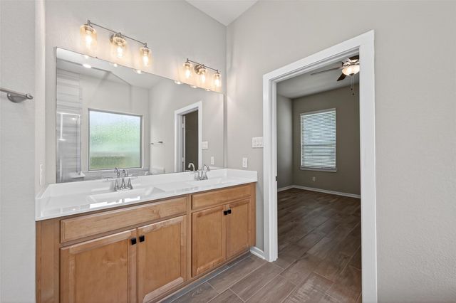 516 Shine Court, Montgomery, TX 77316