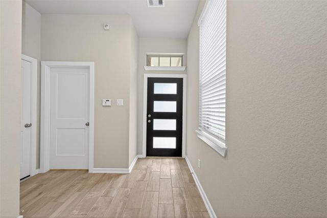 516 Shine Court, Montgomery, TX 77316
