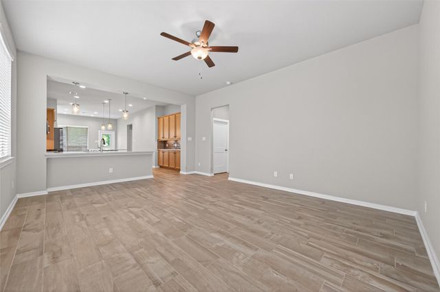 516 Shine Court, Montgomery, TX 77316