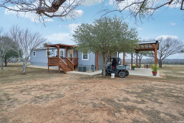 1170 Atascosa County Road 101, Floresville, TX 78114