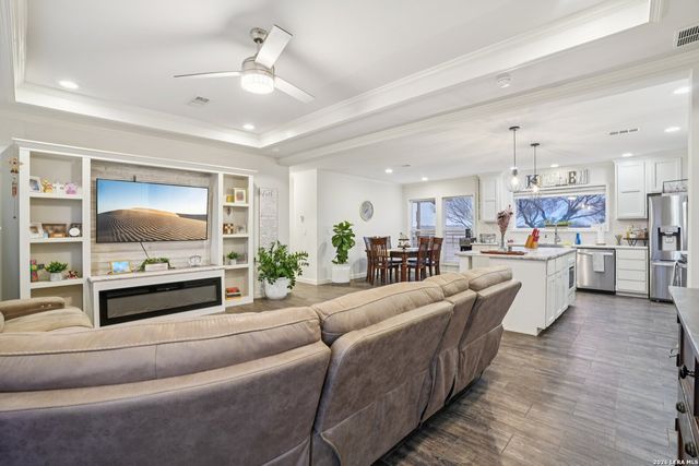 1170 Atascosa County Road 101, Floresville, TX 78114