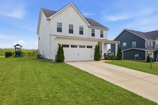 3032 Manchester Dr, Spring Hill, TN 37174