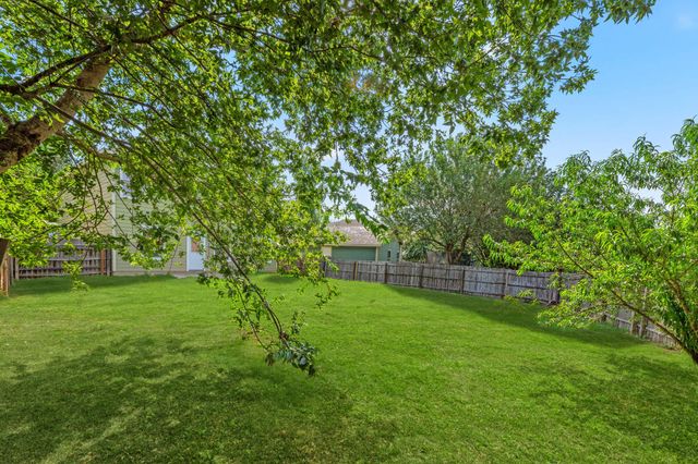 7409 Elk Pass DR, Austin, TX 78744