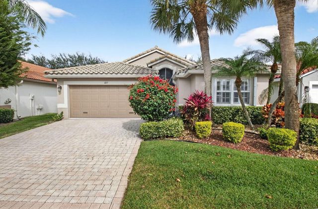 6877 Castlemaine Avenue, Boynton Beach, FL 33437