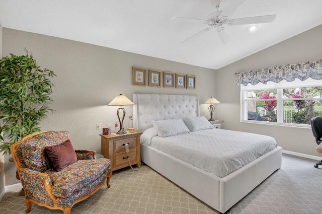 6877 Castlemaine Avenue, Boynton Beach, FL 33437