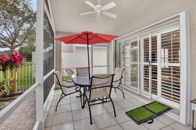 6877 Castlemaine Avenue, Boynton Beach, FL 33437