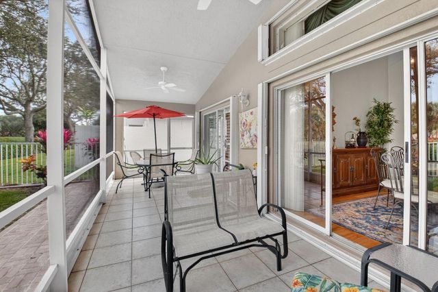 6877 Castlemaine Avenue, Boynton Beach, FL 33437