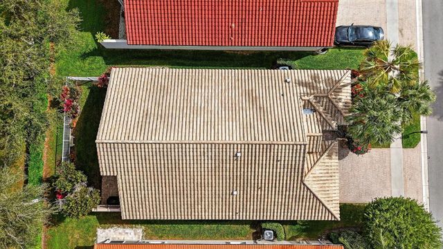 6877 Castlemaine Avenue, Boynton Beach, FL 33437