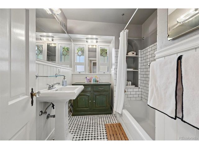 805 N Foote Ave, Colorado Springs, CO 80909