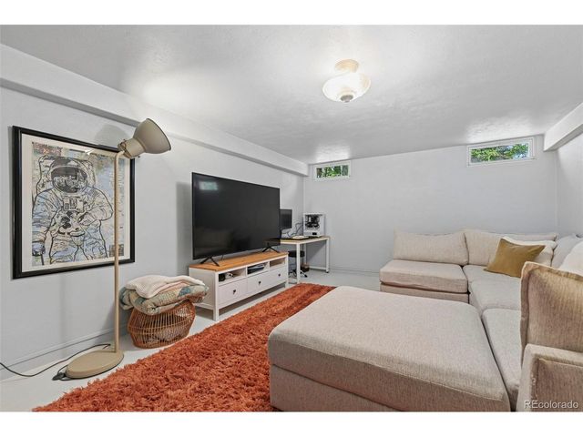 805 N Foote Ave, Colorado Springs, CO 80909