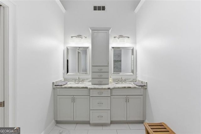 1000 Laddington Lane, Peachtree City, GA 30269