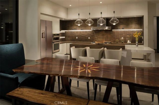 2511 Everly Court, San Diego, CA 92108