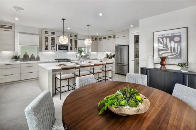 2511 Everly Court, San Diego, CA 92108