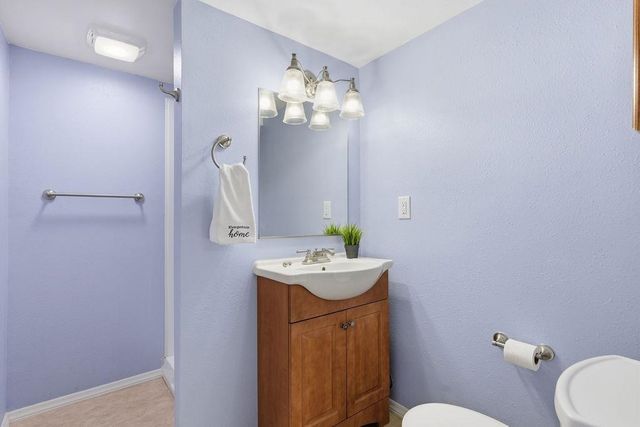 517 S Bowdish Rd, Spokane Valley, WA 99206