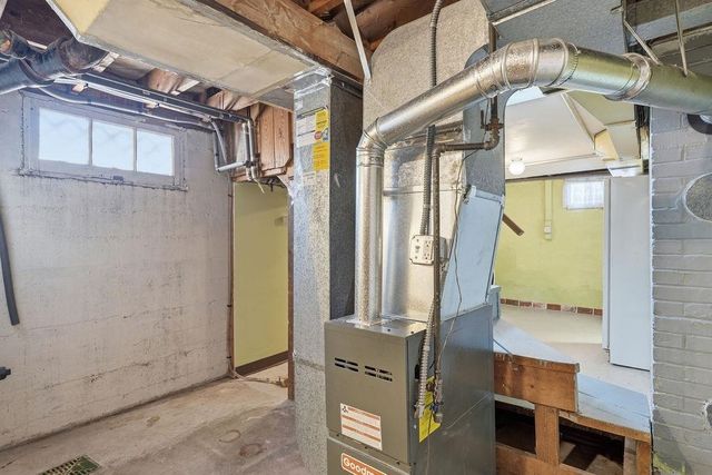 517 S Bowdish Rd, Spokane Valley, WA 99206