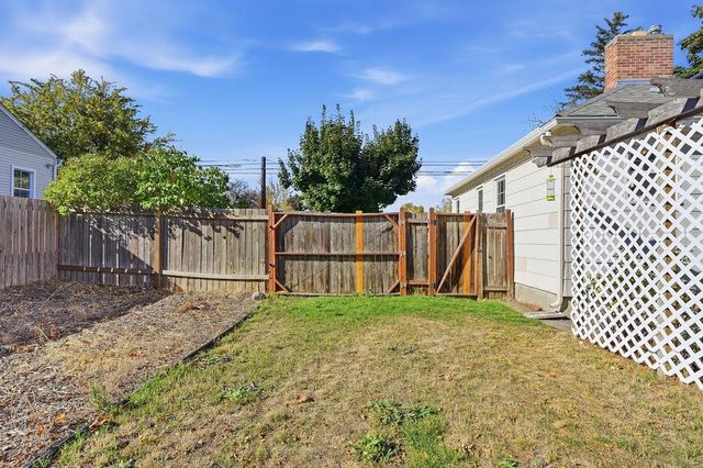 517 S Bowdish Rd, Spokane Valley, WA 99206