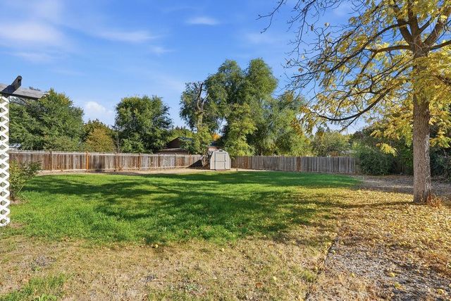 517 S Bowdish Rd, Spokane Valley, WA 99206