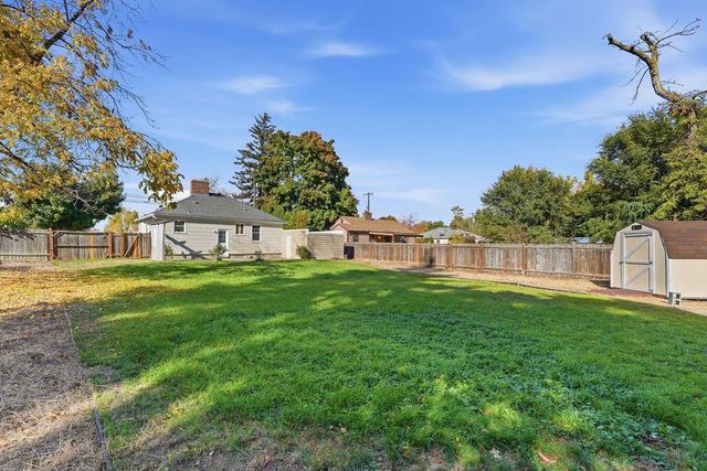 517 S Bowdish Rd, Spokane Valley, WA 99206