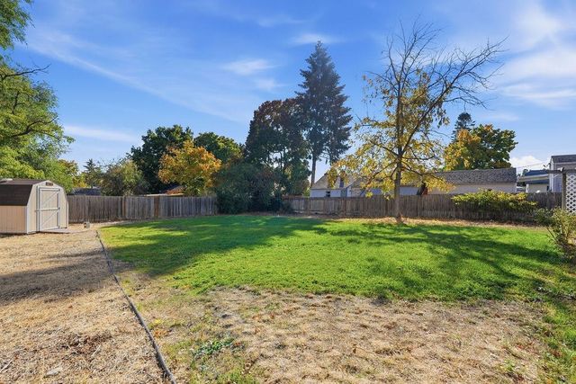 517 S Bowdish Rd, Spokane Valley, WA 99206