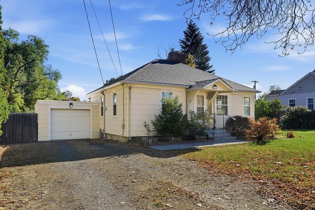 517 S Bowdish Rd, Spokane Valley, WA 99206 photo 2