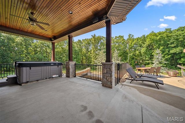 32 Taylors Way, Foristell, MO 63348