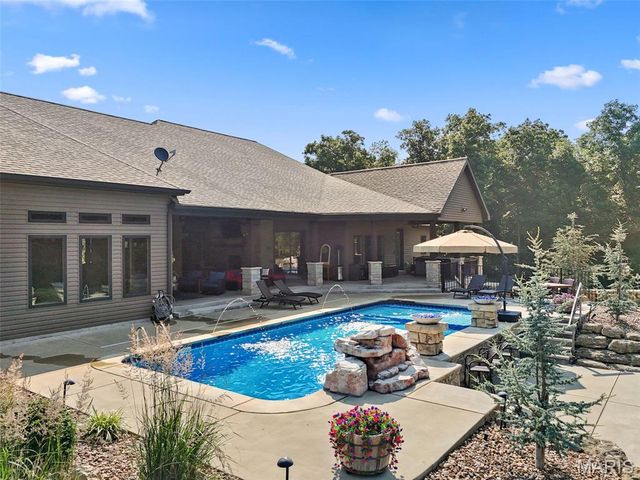 32 Taylors Way, Foristell, MO 63348