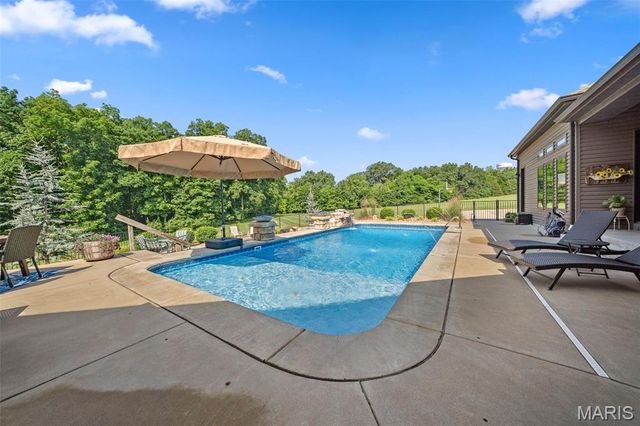 32 Taylors Way, Foristell, MO 63348