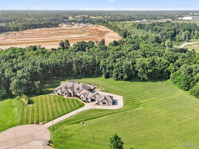 32 Taylors Way, Foristell, MO 63348