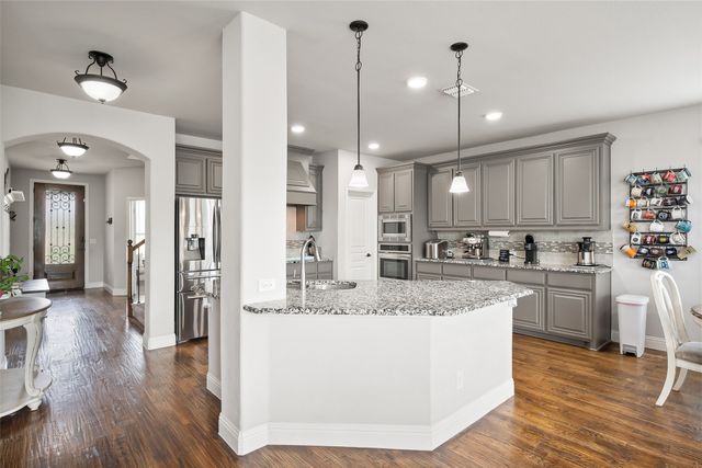 1132 Apple Grove Lane, Waxahachie, TX 75165